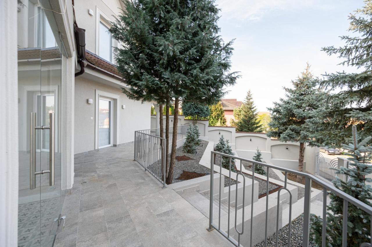 Dozsa Residence Oradea Exterior foto
